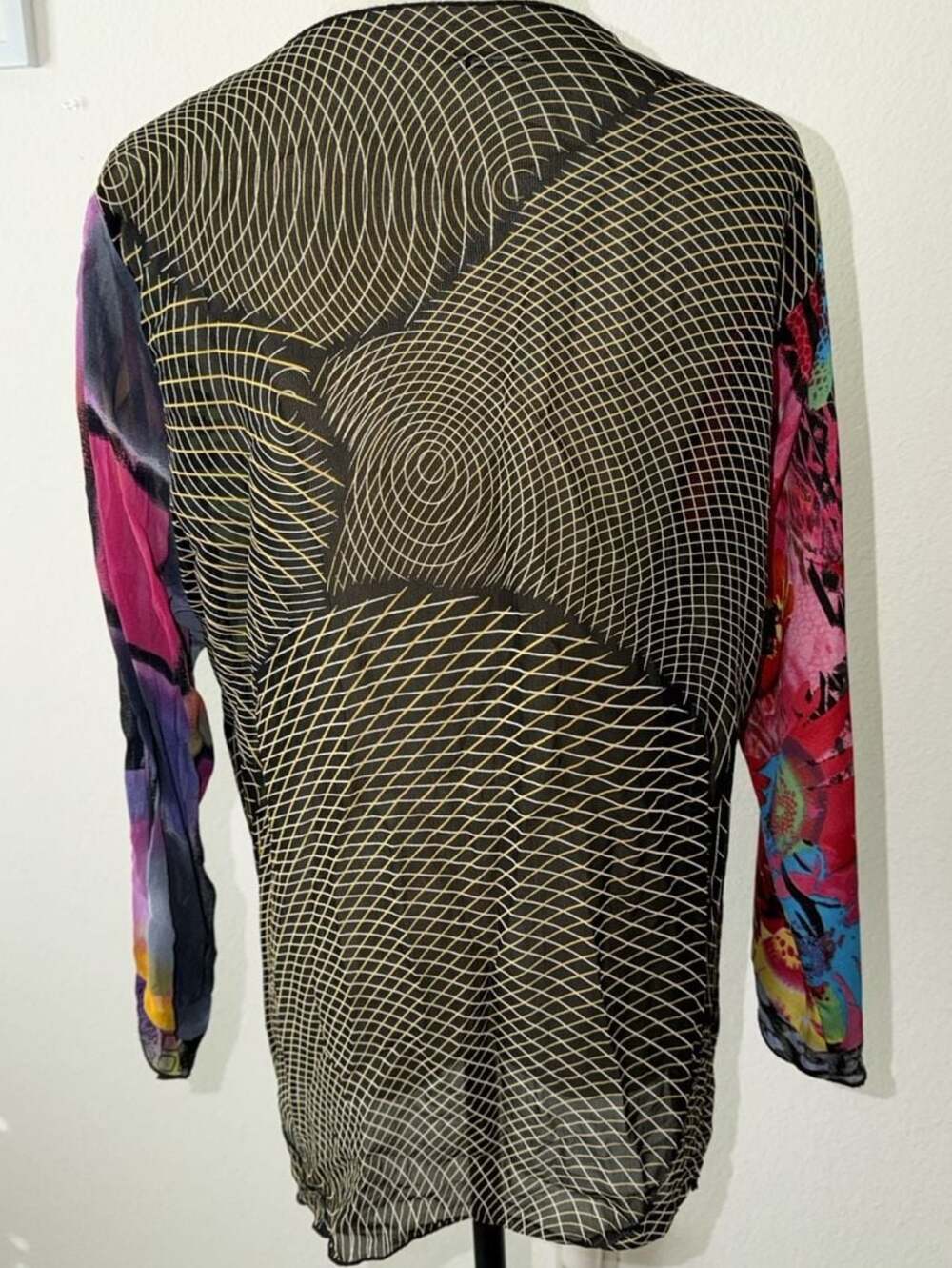 Multi-Color Abstract Print Open Front Tunic Top - Picture 4 of 8
